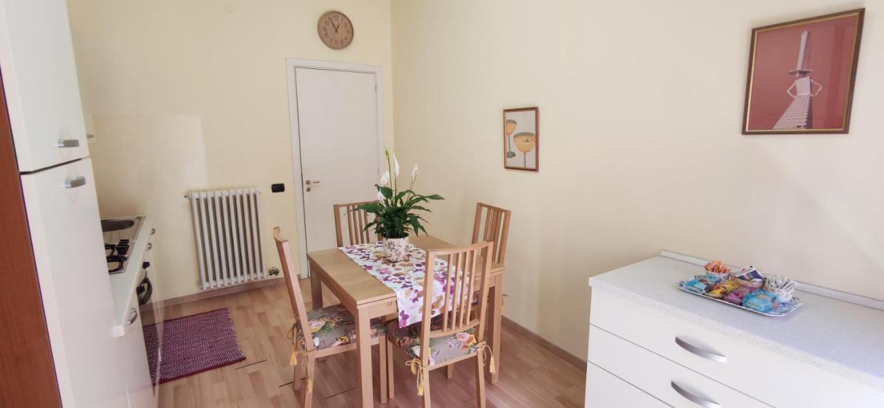 Family And Friends House Apartment Lecce Bagian luar foto