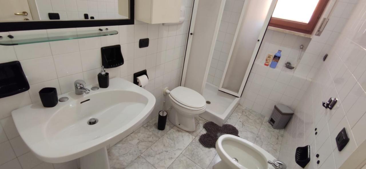 Family And Friends House Apartment Lecce Bagian luar foto